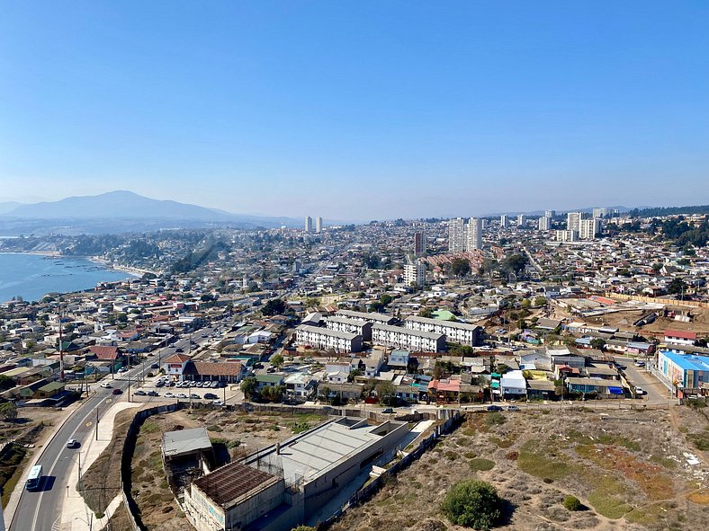 Nuevo y Moderno Departamento con Vista Despejada en Concón