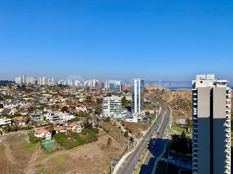 Nuevo y Moderno Departamento con Vista Despejada en Concón